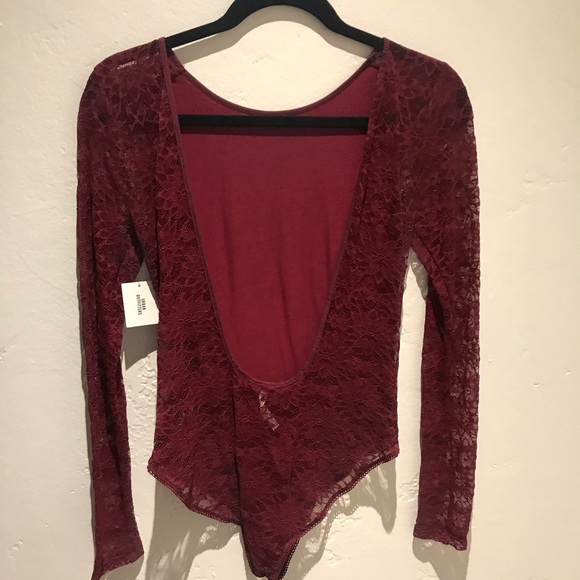 NWT Urban Outfitters Lace Open Back Bodysuit - Picture 2 of 6